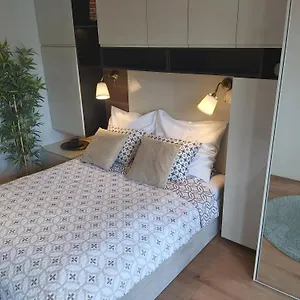 Siedmiogrodzka - Most Handy Location, Aircon & Garage Free Апартаменты